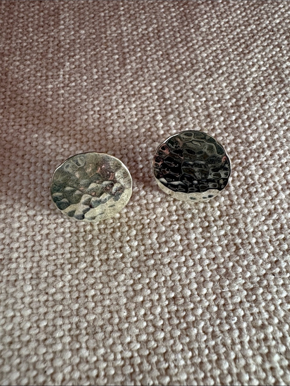Source Unknown Hammered Silver Disc Stud Earrings